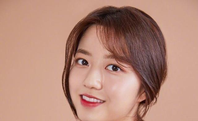 韩国两位00后小童星:金赛纶和金贤秀,你更看好哪一个呢?