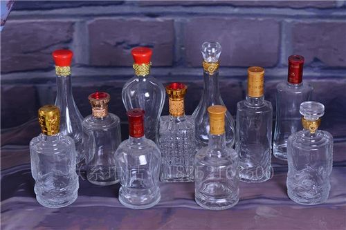 白酒瓶空酒瓶 一斤装 私人定制透明玻璃 高档500ml透明保健 黄酒