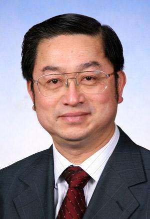 崔明华