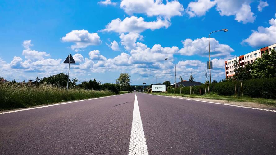 4k小品碰瓷马路背景