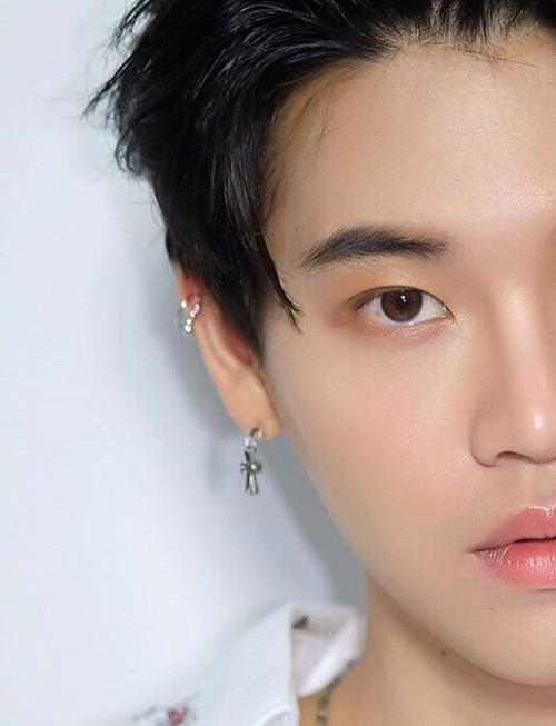 这是什么口嫌体正直现实版傲娇本娇啊!沃沃也太照.