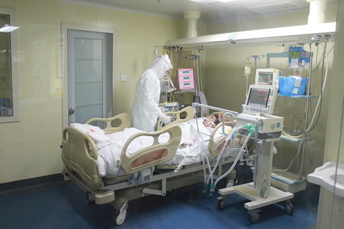 2015年初,我市首例重症h7n9禽流感患者在市人民医院icu负压病房抢救