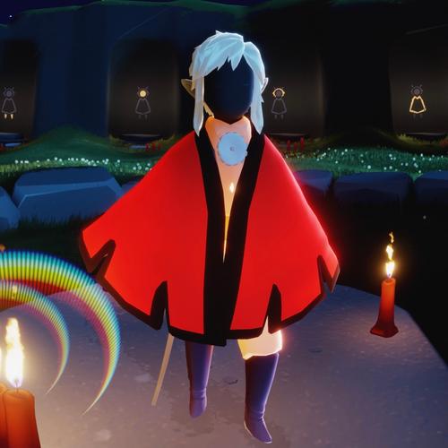 礼包将上线商城,内含红色斗篷 蓝色斗篷 陶笛 精灵发型 白蜡烛×75根