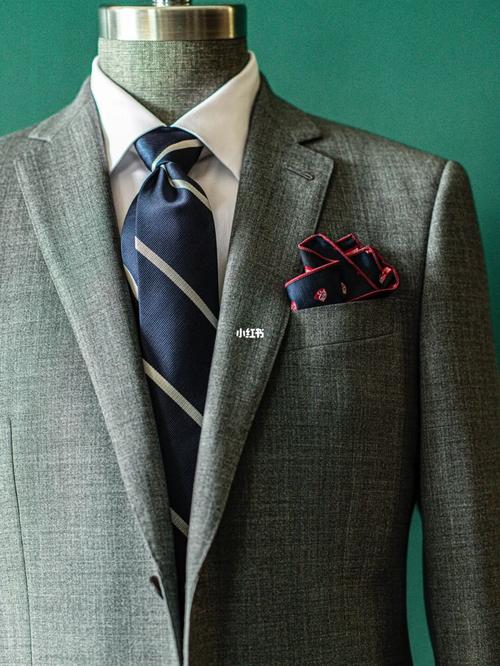 灰色西服的百变领带搭配秘籍9997_领带_西装_西服_昊堃西装高级