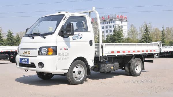 蓝牌轻卡上牌难?不如选择江淮轿卡x5,小卡品质更出众