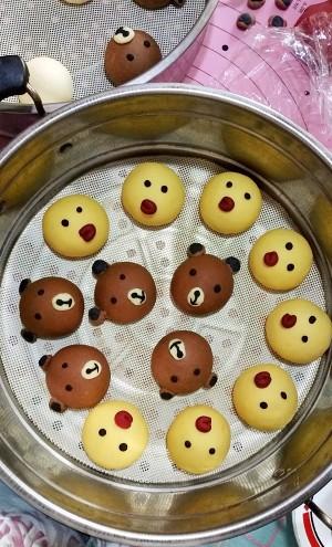 学做手工卡通馒头