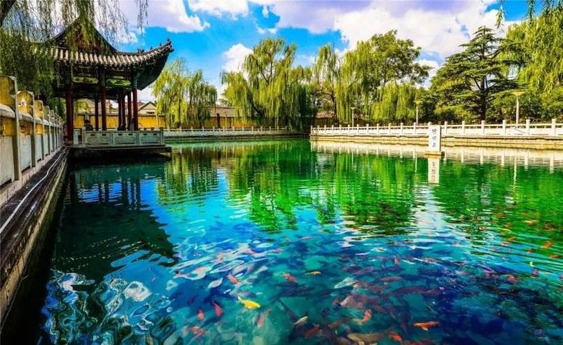 济南市旅游景点一珍珠泉