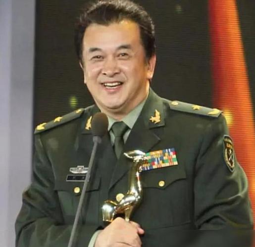 黄宏:与李双江邻居多年,对李天一万般宠爱,如今怎么样