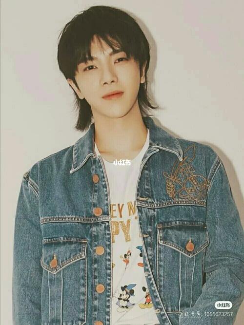 et进→_华晨宇_娱乐