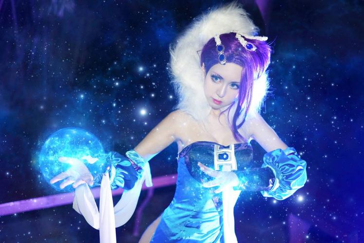 游戏cos丨王者荣耀洛神降临甄姬 除了美你还有什么?