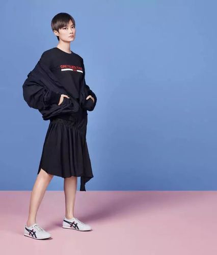 鬼冢虎品牌代言人李宇春