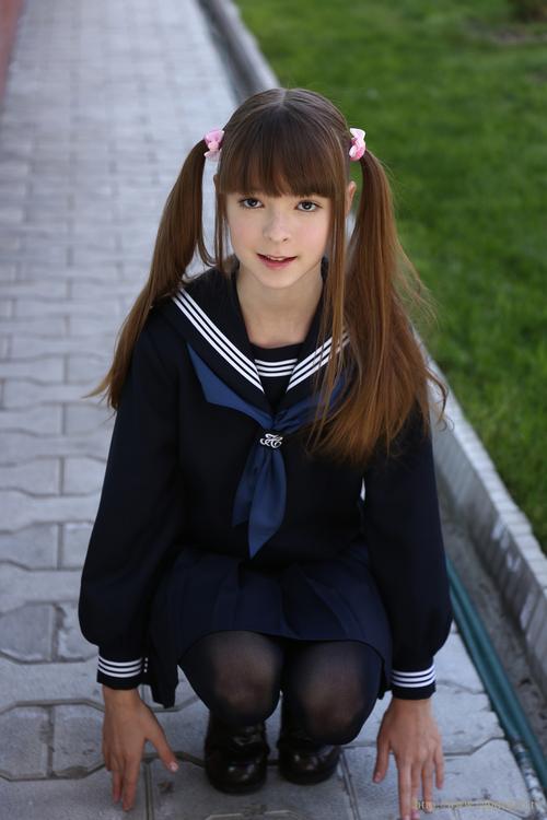 热辣红唇美女周小然火辣丰满