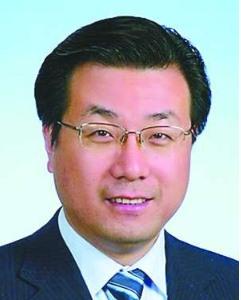 王少峰[北京市西城区委副书记,区长]