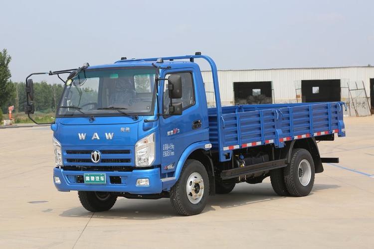 飞碟奥驰v3系列156马力417米国五单排栏板轻卡载货车fd1043w63k51