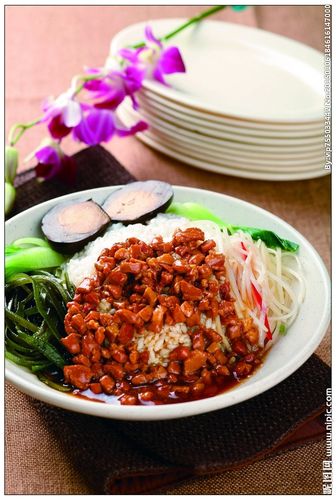 台湾卤肉饭摄影图__传统美食_餐饮美食_摄影图库_昵图网nipic.com