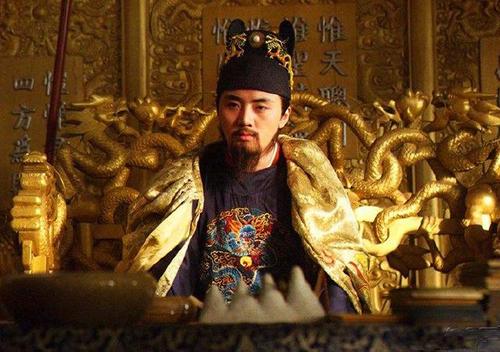 朱由校是大明最昏庸的皇帝,但却不能怪他,万历皇帝要负全责