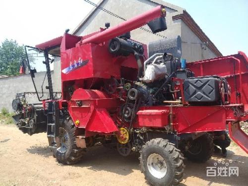 19东方红收割机急转.