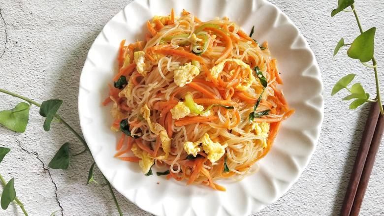 包菜鸡蛋炒粉丝