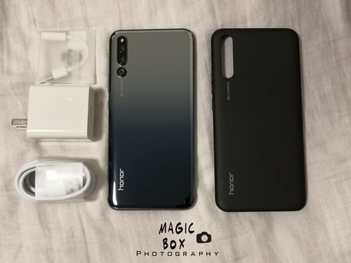 今日热点 > 内容 荣耀2代(华为荣耀magic2手机) 时隔两年的魔法旗舰