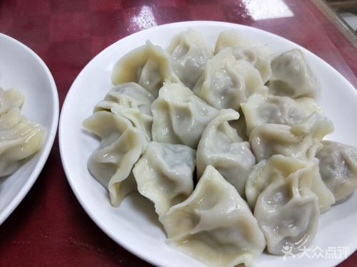 胖子大肚水饺锅贴猪肉香菇饺子图片