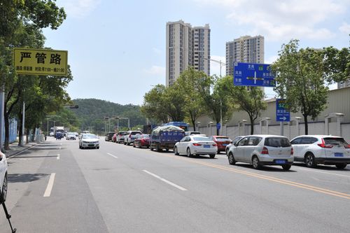 凤岗镇启动龙凤大道与东深二路交叉口交通组织优化工程