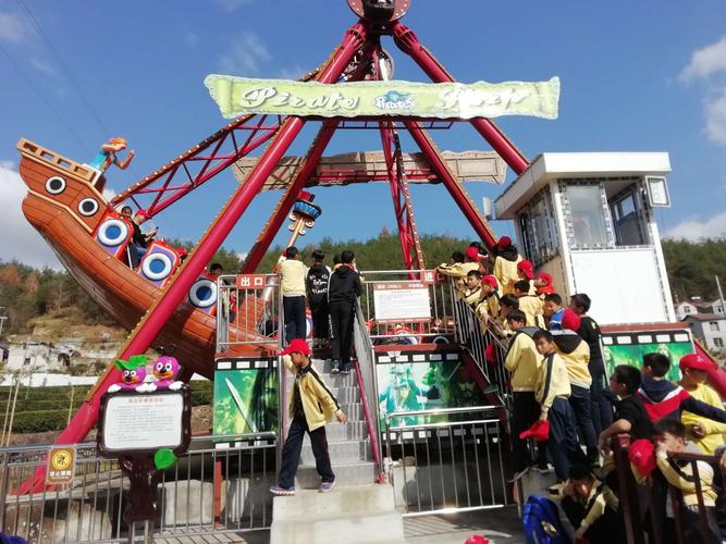雨露学校研学旅行 英山童玩谷生态园