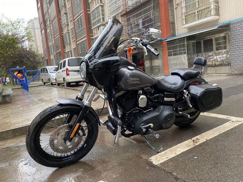 大贸201411月哈雷戴娜街霸加装满满