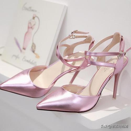 时尚潮流尖头一字扣高跟凉鞋尽显女神气质演绎浓情女人味