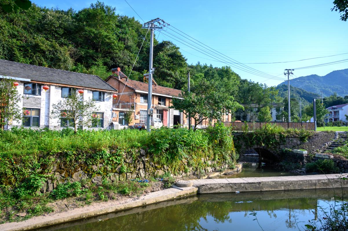 月亮湾,霍山县,作家村,作家,安徽,六安,画家村