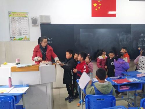 合肥市天水路小学在校内开展"捐出一份书香·传递一片爱心"为主题的