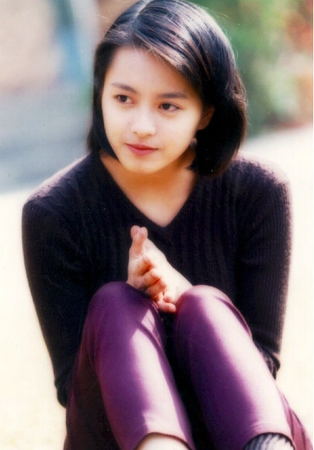 梁咏琪年轻的时候那么漂亮,现在混血女儿颜值简直逆天