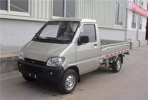 而c4指的是三轮汽车,在这里要注意的一点就是三轮汽车不等于三轮摩托