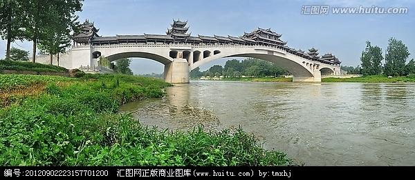 古镇黄龙溪廊桥全景图