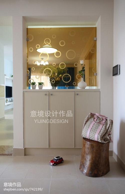 装修进门玄关效果图