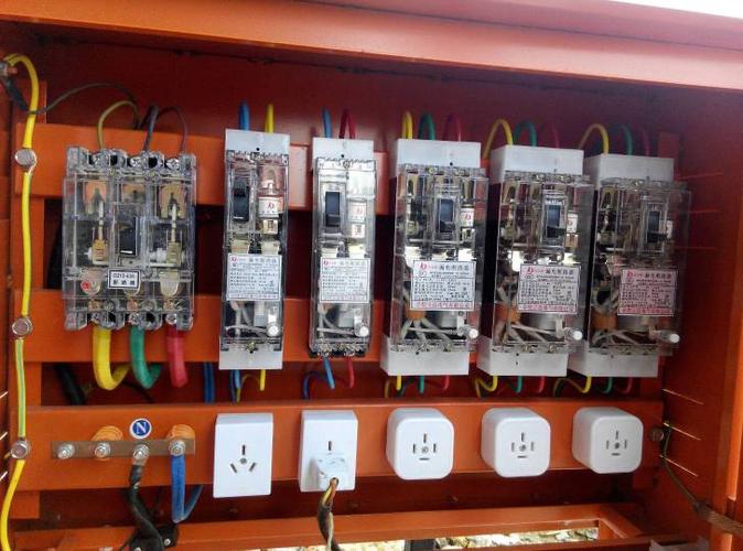 工地三级移动配电箱图