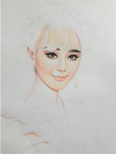 人物范冰冰的彩铅画教程步骤