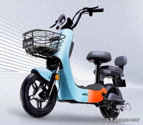 选雅迪还是爱玛这2款电动自行车造型美观不要驾照