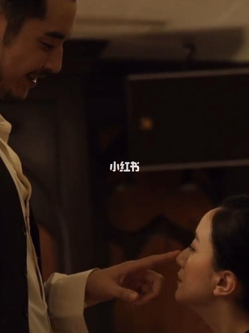 金世佳也太会撩了吧 这谁顶得住_电影_电影扫黑决战_影视_影视混剪
