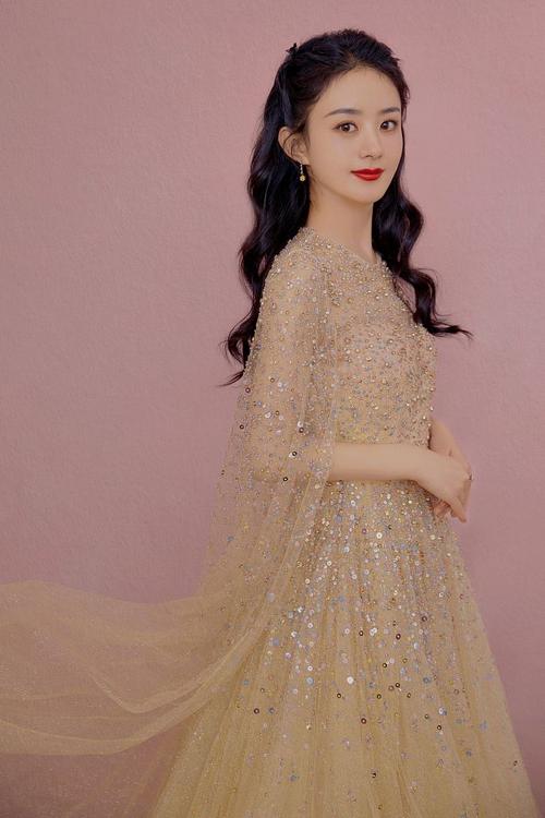 赵丽颖央视春晚繁花写真笑容温婉柔美