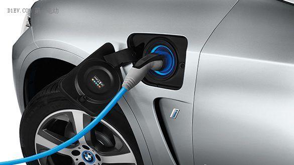 论哪里才是电动汽车最佳的充电口位置?