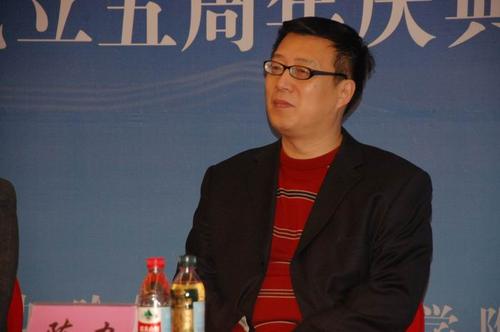 陈力