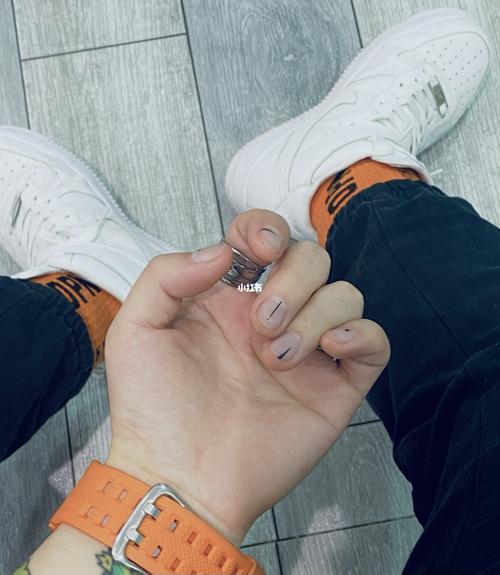 男生美甲 男士美甲 也太酷了吧_穿搭_项链_戒指_潮男