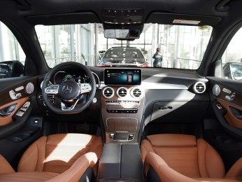 2021款glc300l4maticamgline