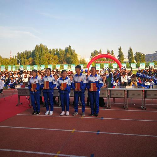 每一次成长都会是一次腾飞——奋斗中学六届成人礼