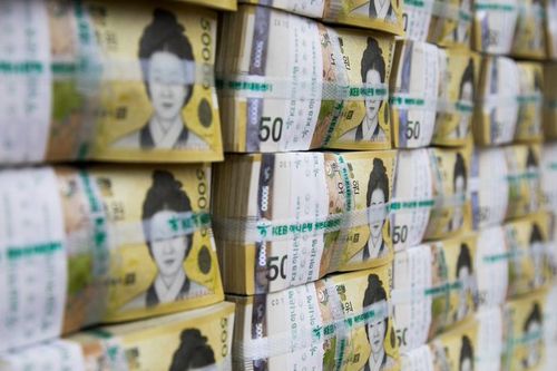 东方财经为遏止韩元过度价值降低,韩国央行上半年卖出3
