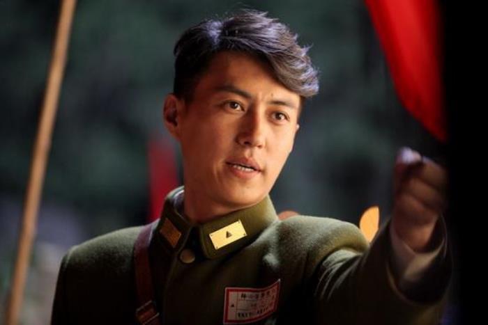 靳东主演的电视剧有哪些(三部靳东主演电视剧)