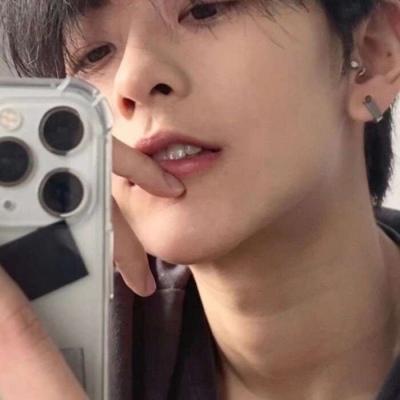 小红书男生好看头像