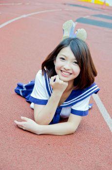性感美女美熙丰臀性感呼之欲出写真图片