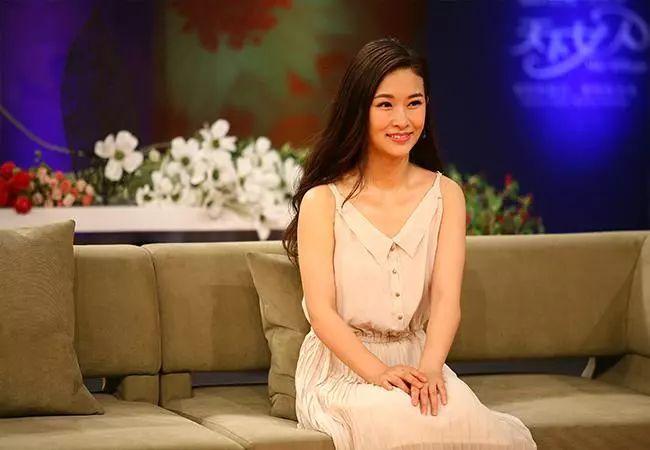 震后26小时被救,却失去女儿,双腿被截肢,和丈夫离了婚
