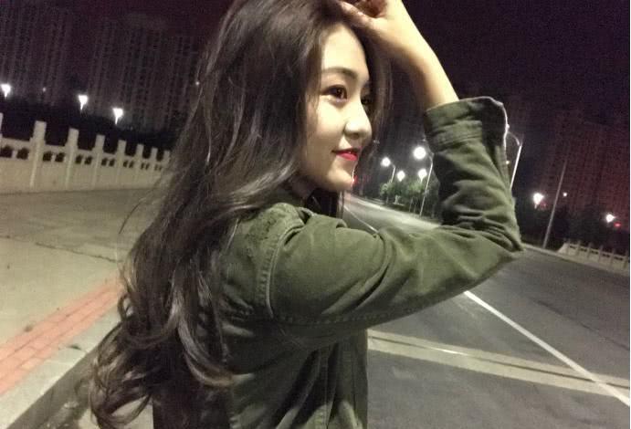 盘点网红的真实姓名,王北车的很社会,m哥的有穿越感,她的略带土味